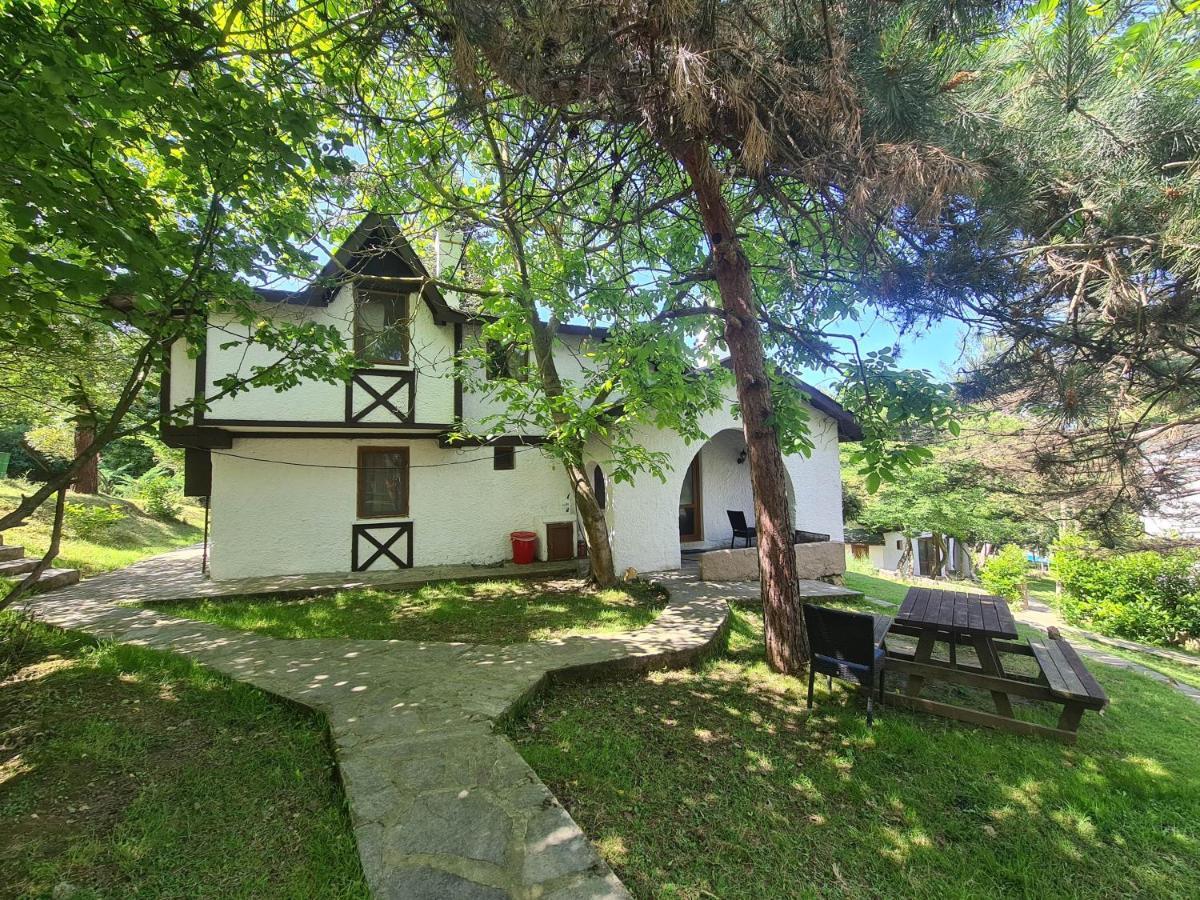 Polonezkoey Country Club & Accommodation In The Wildlife Park! Istanbulská provincie Exteriér fotografie